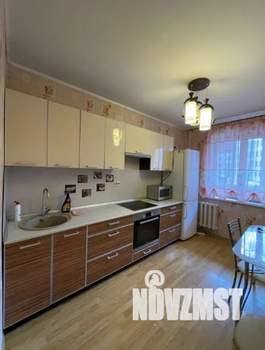 1-к квартира, посуточно, 35м2, 2/10 этаж
