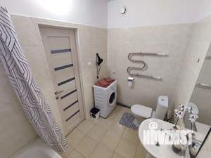 1-к квартира, посуточно, 43м2, 4/10 этаж