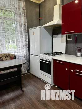 1-к квартира, посуточно, 38м2, 1/3 этаж