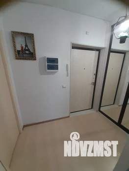 Студия квартира, посуточно, 32м2, 1/3 этаж