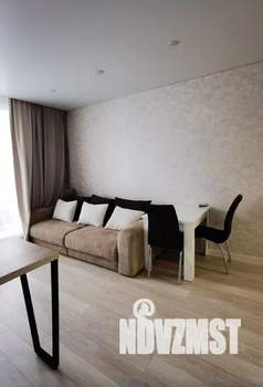 1-к квартира, посуточно, 54м2, 5/18 этаж