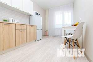 1-к квартира, посуточно, 37м2, 8/25 этаж