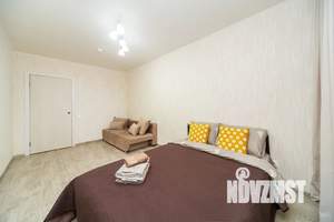 1-к квартира, посуточно, 40м2, 10/17 этаж