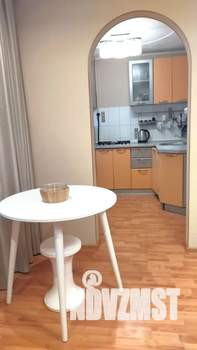 2-к квартира, посуточно, 44м2, 1/5 этаж