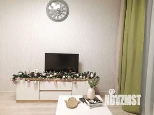 1-к квартира, посуточно, 42м2, 1/8 этаж