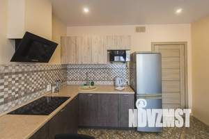 2-к квартира, посуточно, 47м2, 19/25 этаж