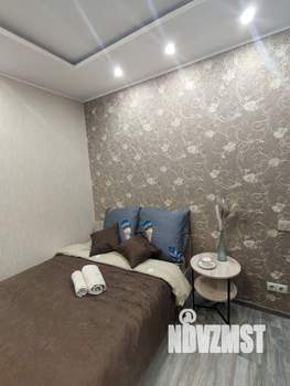 1-к квартира, посуточно, 35м2, 6/9 этаж