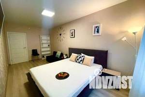 1-к квартира, посуточно, 42м2, 5/14 этаж