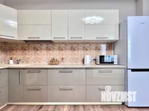 2-к квартира, посуточно, 71м2, 2/25 этаж