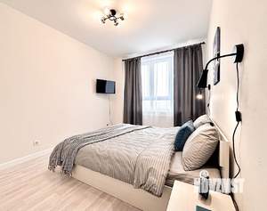 1-к квартира, посуточно, 42м2, 21/22 этаж