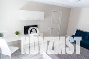 1-к квартира, посуточно, 37м2, 3/10 этаж