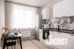 1-к квартира, посуточно, 41м2, 4/6 этаж