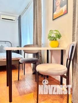 Студия квартира, посуточно, 31м2, 2/5 этаж