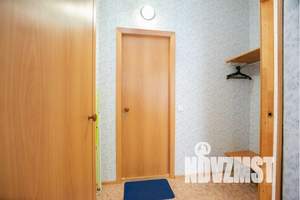 1-к квартира, посуточно, 33м2, 1/25 этаж