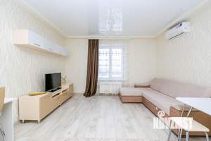 1-к квартира, посуточно, 50м2, 1/1 этаж