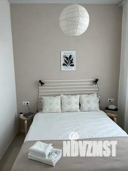 Студия квартира, посуточно, 25м2, 1/5 этаж