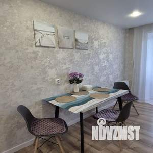 1-к квартира, посуточно, 40м2, 3/25 этаж