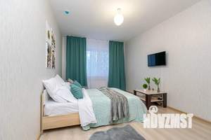 1-к квартира, посуточно, 42м2, 18/25 этаж