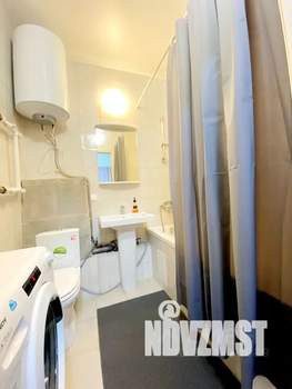 2-к квартира, посуточно, 45м2, 21/25 этаж