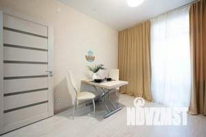 1-к квартира, посуточно, 43м2, 7/25 этаж