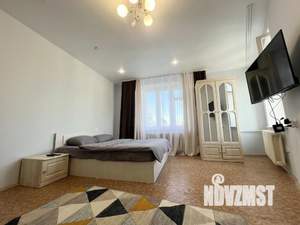 2-к квартира, посуточно, 70м2, 1/1 этаж