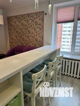 Студия квартира, посуточно, 40м2, 10/16 этаж