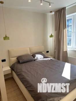 Студия квартира, посуточно, 39м2, 3/6 этаж