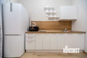 1-к квартира, посуточно, 42м2, 7/16 этаж