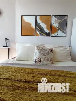 Студия квартира, посуточно, 28м2, 22/25 этаж