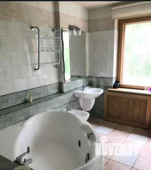 4-к квартира, на длительный срок, 100м2, 3/10 этаж