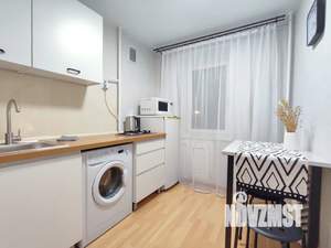 1-к квартира, посуточно, 35м2, 3/9 этаж