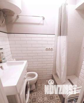 1-к квартира, посуточно, 12м2, 1/1 этаж