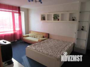 1-к квартира, посуточно, 40м2, 4/5 этаж