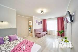 1-к квартира, посуточно, 55м2, 1/1 этаж