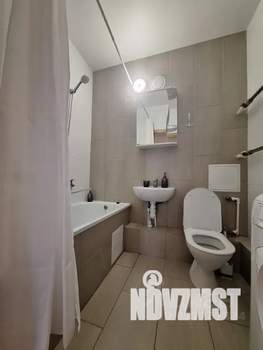 Студия квартира, посуточно, 33м2, 2/15 этаж