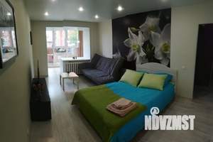 1-к квартира, посуточно, 36м2, 2/9 этаж