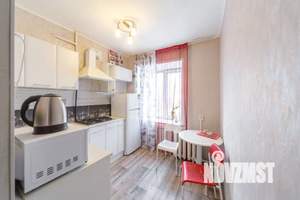 2-к квартира, посуточно, 45м2, 1/1 этаж