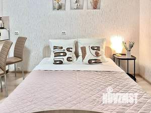 Студия квартира, посуточно, 47м2, 10/25 этаж