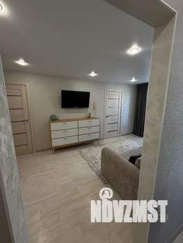 3-к квартира, посуточно, 44м2, 2/5 этаж