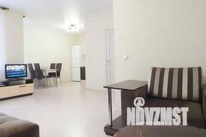 2-к квартира, посуточно, 56м2, 17/25 этаж