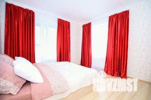 2-к квартира, посуточно, 60м2, 15/31 этаж