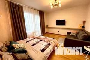 1-к квартира, посуточно, 38м2, 5/8 этаж