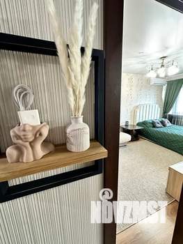 1-к квартира, посуточно, 45м2, 18/25 этаж