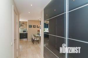 2-к квартира, посуточно, 55м2, 1/1 этаж