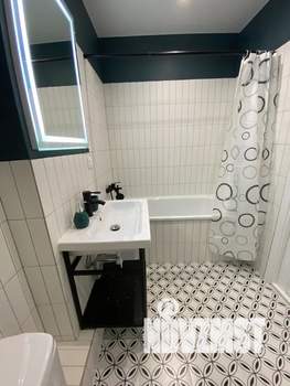 2-к квартира, посуточно, 42м2, 13/25 этаж