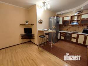 2-к квартира, посуточно, 55м2, 1/1 этаж