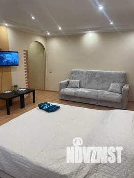 Студия квартира, посуточно, 30м2, 2/5 этаж