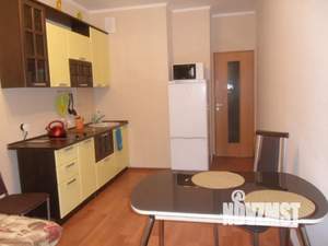 1-к квартира, посуточно, 52м2, 20/25 этаж