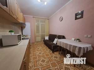 1-к квартира, посуточно, 56м2, 5/25 этаж