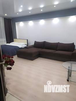 1-к квартира, посуточно, 38м2, 5/5 этаж
